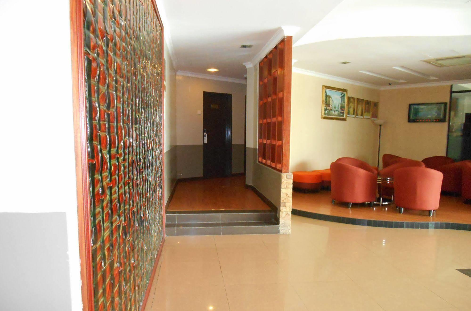 נילאי Sai Villa Hotel Near Klia & Klia2 מראה חיצוני תמונה